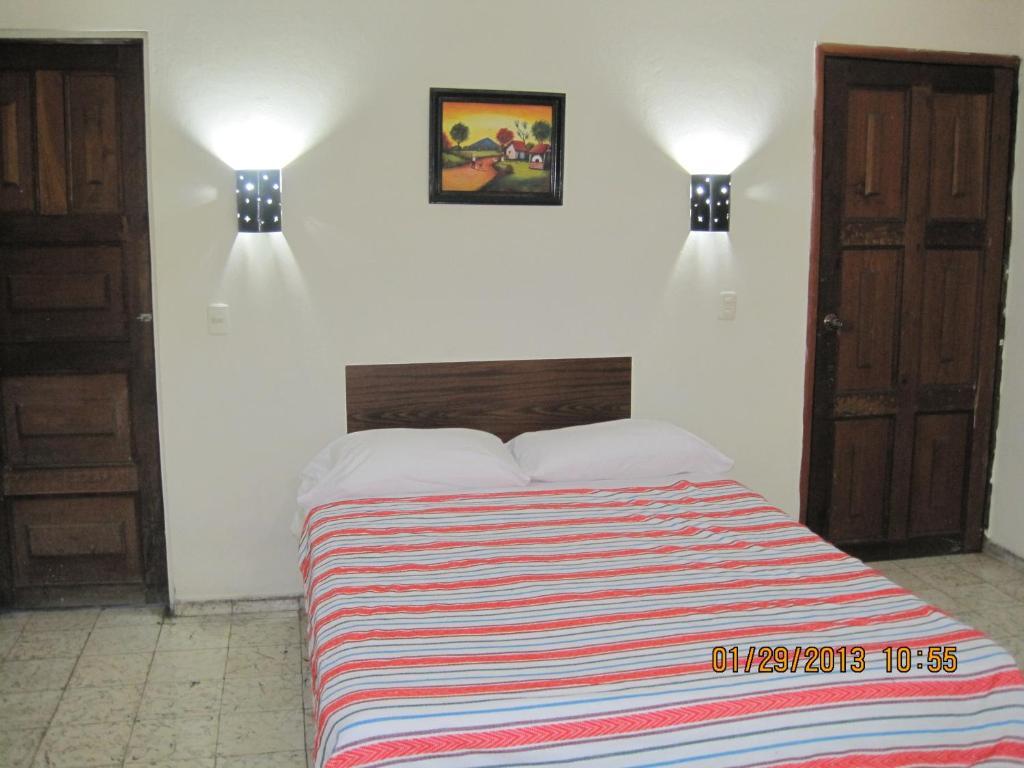 סאן סלבדור Hostal Dona Marta חדר תמונה
