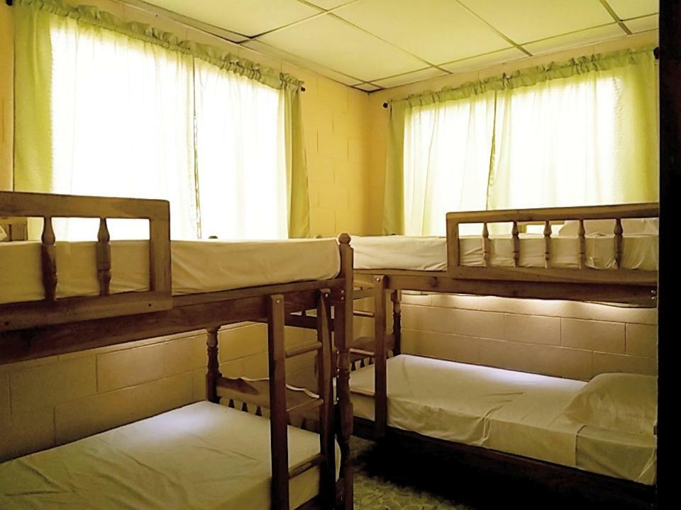 סאן סלבדור Hostal Dona Marta מראה חיצוני תמונה