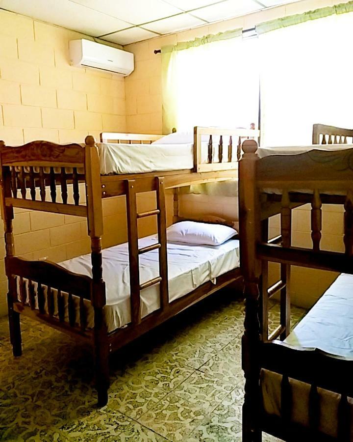 סאן סלבדור Hostal Dona Marta מראה חיצוני תמונה